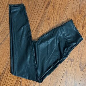 Time & Tru Black faux leggings - Size Small